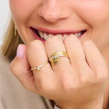 Leaf Channel Settiing Diamond Ring